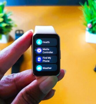 Galaxy Fit 3 with iPhone